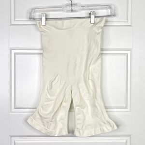 SKIMS Sculpting Mid Thigh Shaper Shorts NEW Marble White Size 4X/5X